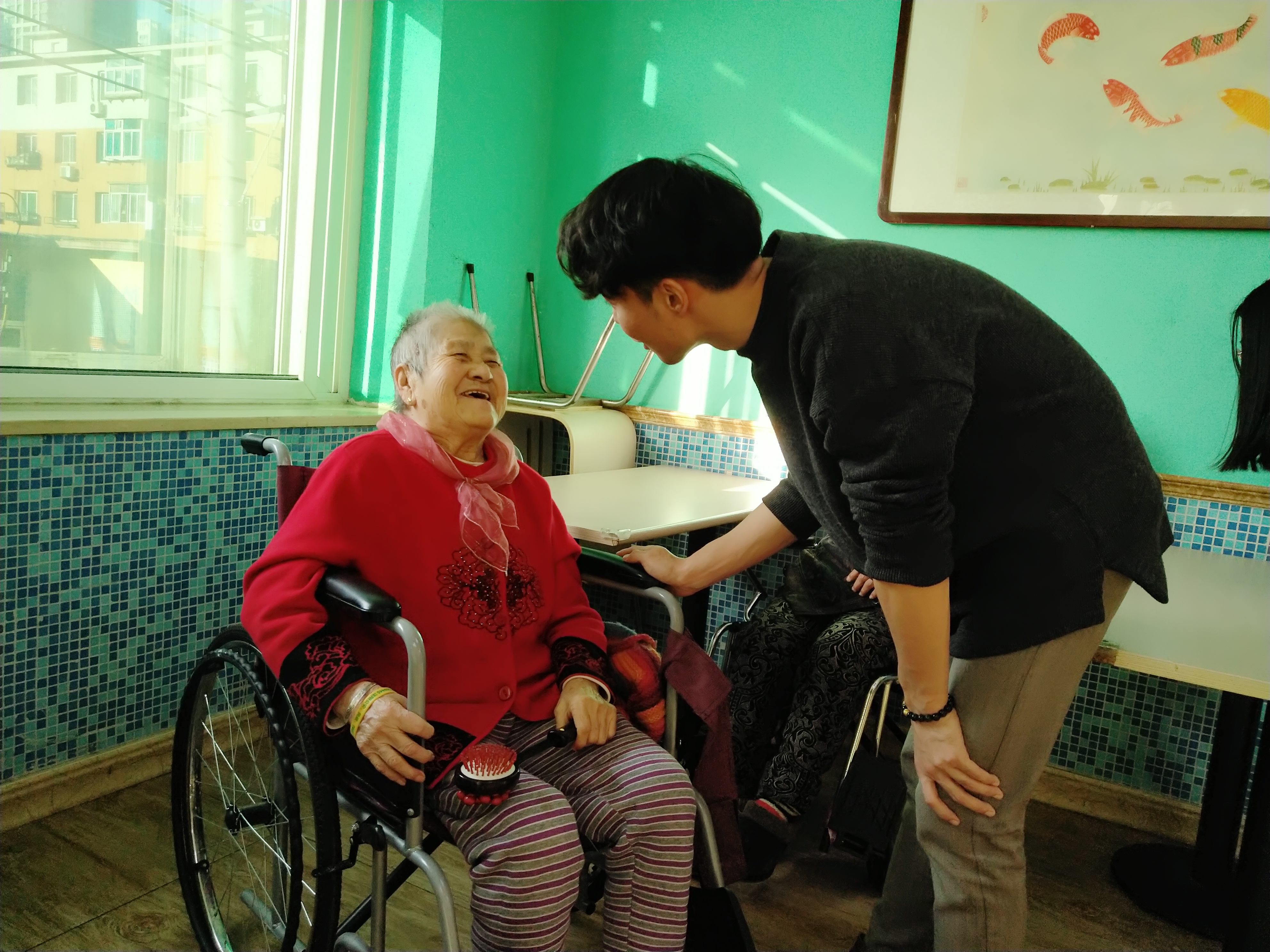 爱游戏体育
2017级研究生党支部服务敬老院2.jpg